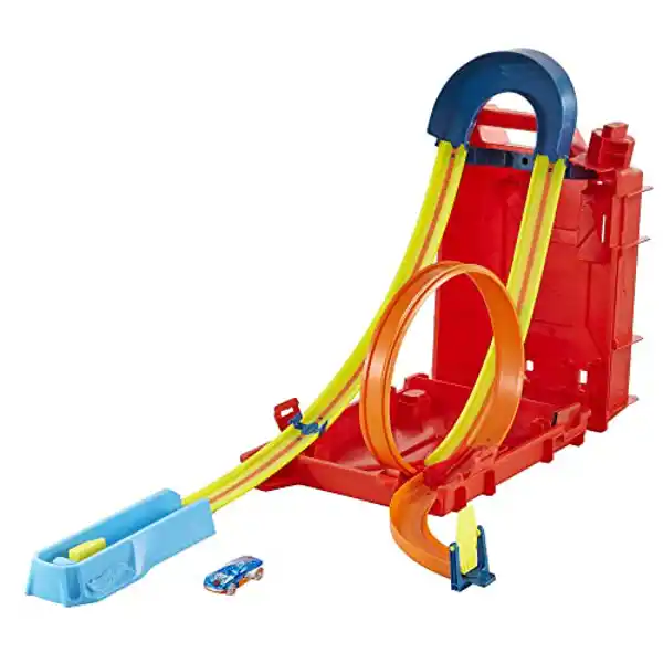 Hot Wheels Track Builder, caja lata de gasolina con un set de pistas para coches