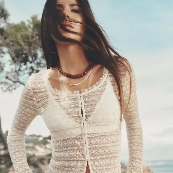 Top camisero de encaje