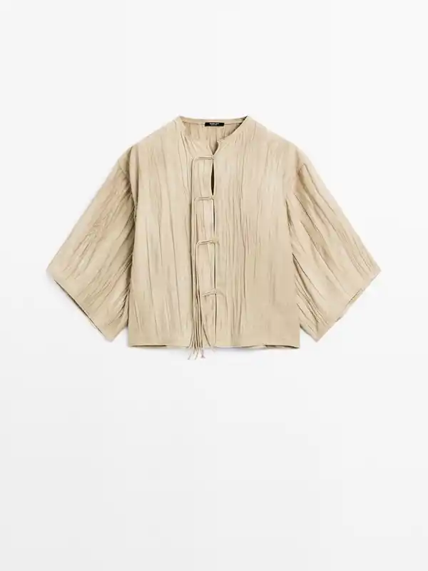 Kimono fluido de Massimo Dutti