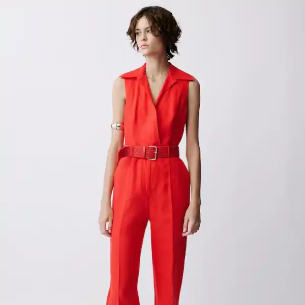Mono camisero de lino con cinturón