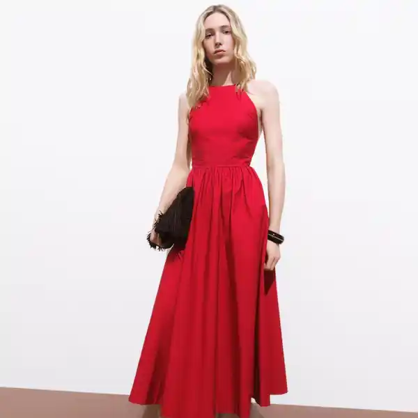 Vestido halter con espalda cruzada