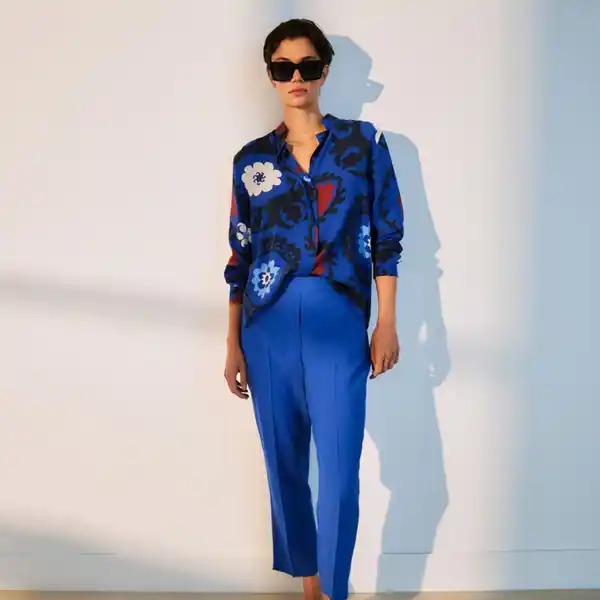 Pantalones azul klein