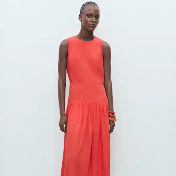 Vestido largo bajo frunces Mango