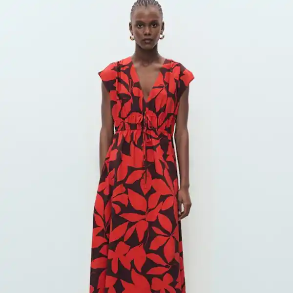 Vestido de flores de Mango
