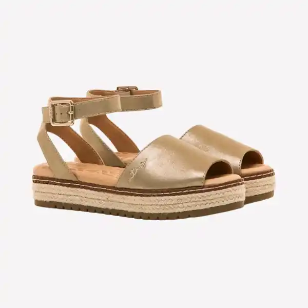 Sandalias doradas Mustang