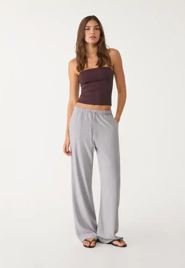 Pantalón fluido largo