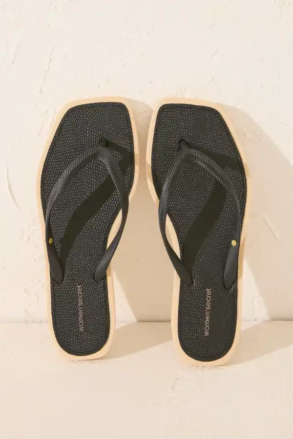 Women'secret, chanclas punta cuadrada serpiente negro