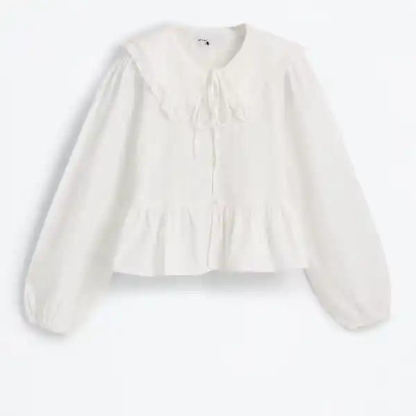 Blusa con cuello bobo